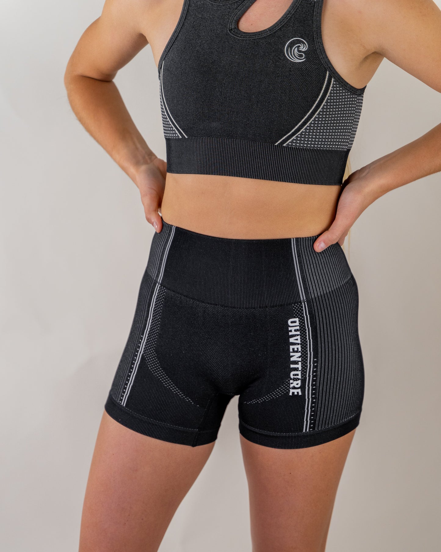 Women's Seamless Gym Shorts-1
